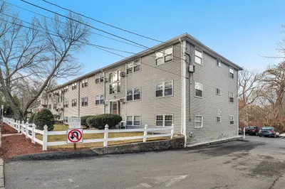 177 Franklin St #2 1