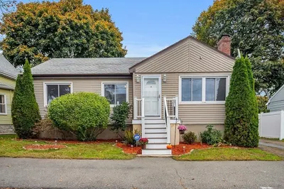 44 Fenton Ave