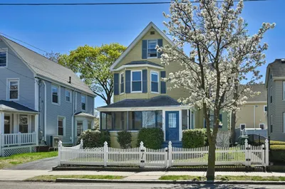 61 Central Ave 1