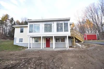 453 South Rd