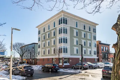10 Roxbury Street 1