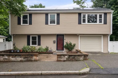 60 Plymouth Road 1