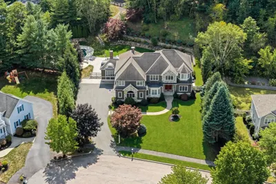 35 Sullivan Way 1