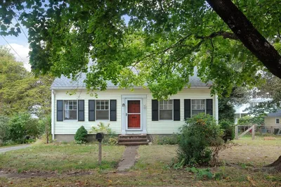 4 Douglas Ave