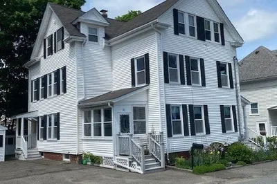 29 S Pine St #3