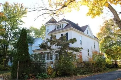 3 Williams St 1