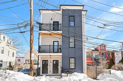 14 Carlton St #B