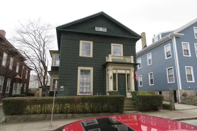 92 Hillman St #2