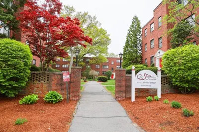 107 Nahant St #3 1