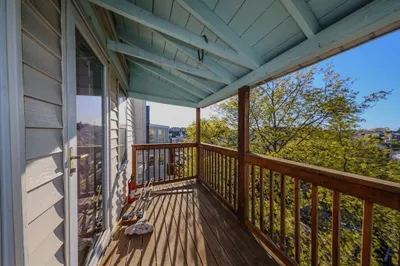 17 Princeton St #3