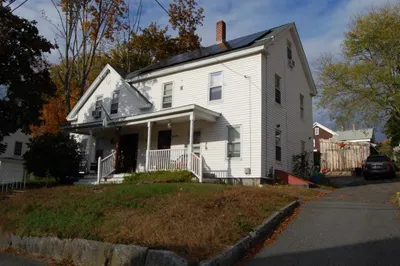33-33 1/2 High St