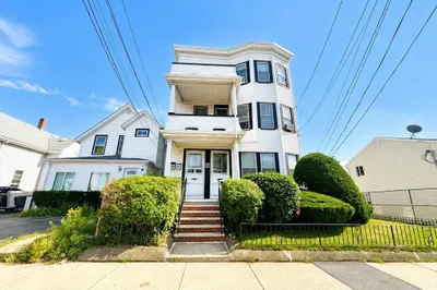 19 Bradford St #1 1