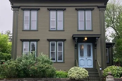 597 County St