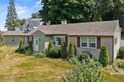 14 Field St