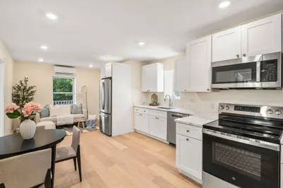 36b Florence Ave #1