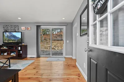 5 Duck Plain Road