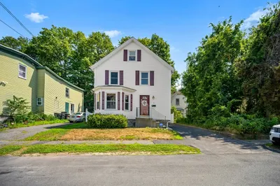 76 Middlesex St