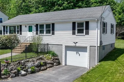6 Tucker St