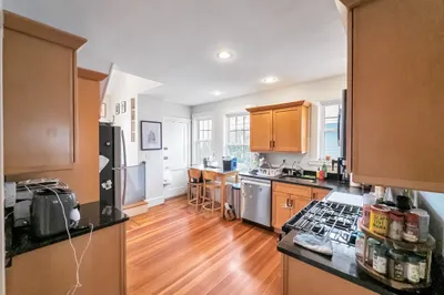 23 Kingsboro Park #2