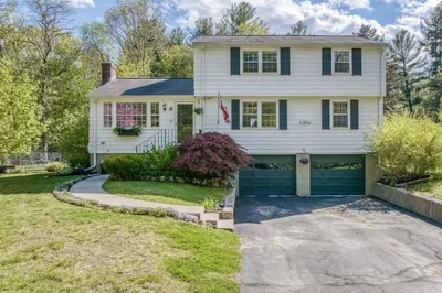 64 Carlisle Rd 1