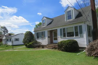 404 Main St 1