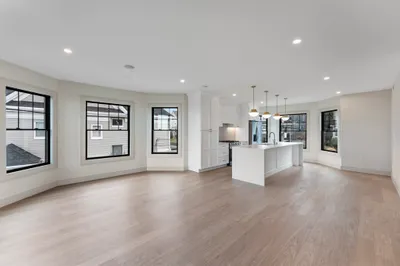 142 Metropolitan Ave #U:2 1