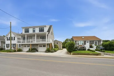 29 And 33 Lagoon Pond Road 1