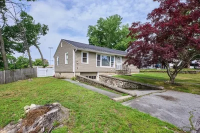 17 Patton St
