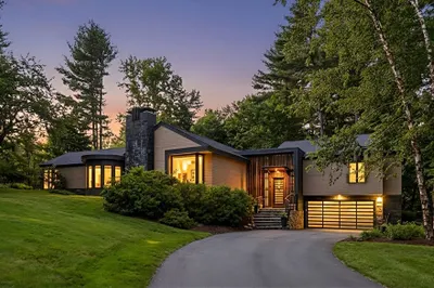 719 Wellesley St #A 1