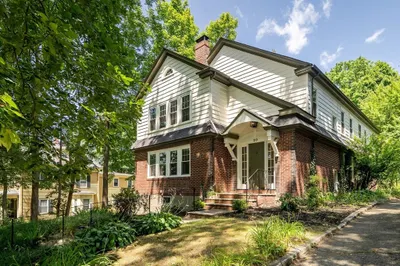 30 Perkins St #1