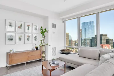 2 Avery Street #35H