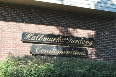 9 Hallmark Gardens #6