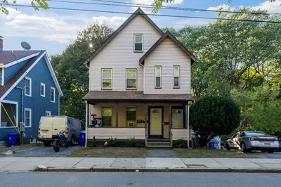 90 Pierce St