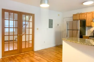 96 Boylston St #3