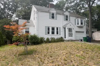 223 Woodcliff Rd 1