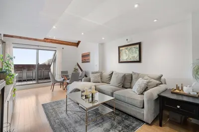 42 8th Street #2518 1
