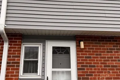 5 Manor Court #5 1