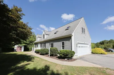 67 Sanford St 1