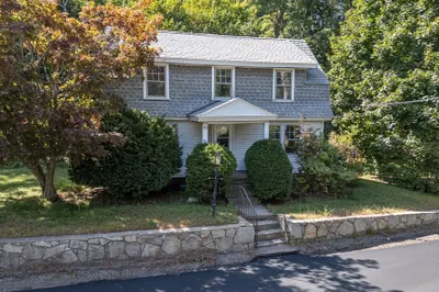 83 Allen Rd 1