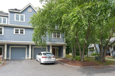 12 Evergreen Way #12