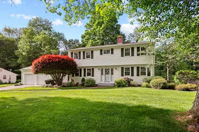 92 Morningside Dr 1