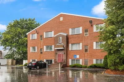 35 Prospect St #109