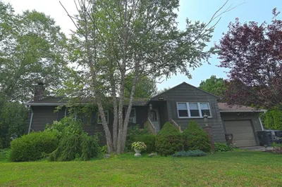 19 Locust Street 1
