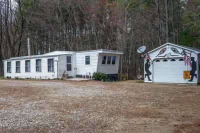 87 Turnpike Road