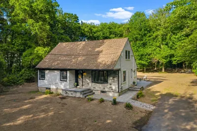 380 Brayton Rd 1