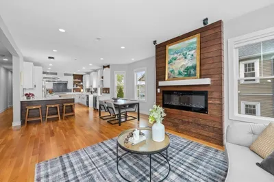 61 Paul Revere Rd #2 1