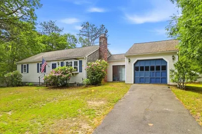 9 Deerfield Rd 1