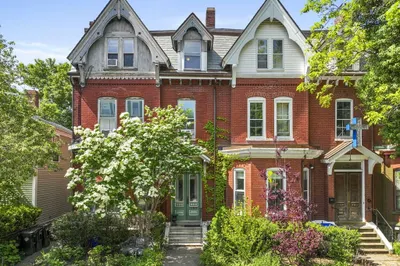 137 Walnut St #3