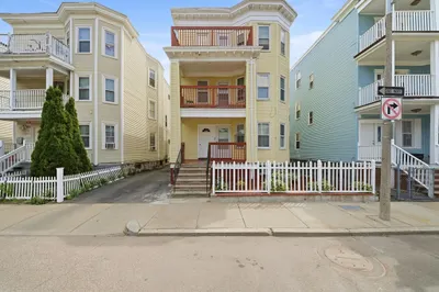 38 Wentworth St #1 1
