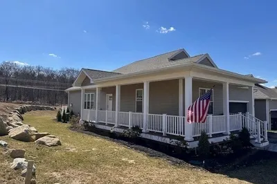 61 Spring Hill Dr #61